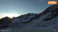 Archiv Foto Webcam Stubaier Gletscher: Eisgrat Bergstation 07:00