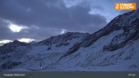 Archiv Foto Webcam Stubaier Gletscher: Eisgrat Bergstation 06:00