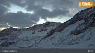 Archiv Foto Webcam Stubaier Gletscher: Eisgrat Bergstation 07:00