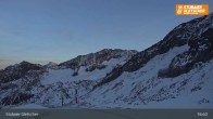Archiv Foto Webcam Stubaier Gletscher: Eisgrat Bergstation 02:00