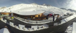 Archiv Foto Webcam Timmelsjoch: Mautstation Top Mountain Crosspoint 13:00