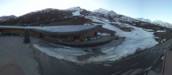 Archiv Foto Webcam Timmelsjoch: Mautstation Top Mountain Crosspoint 05:00