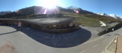Archiv Foto Webcam Timmelsjoch: Mautstation Top Mountain Crosspoint 08:00