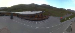 Archiv Foto Webcam Timmelsjoch: Mautstation Top Mountain Crosspoint 05:00