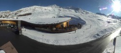 Archiv Foto Webcam Timmelsjoch: Mautstation Top Mountain Crosspoint 11:00