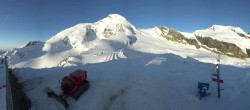 Archiv Foto Webcam Mountain Restaurant Mittelallalin 05:00