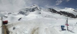 Archived image Webcam View Mountain Restaurant Mittelallalin 13:00