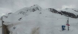Archived image Webcam View Mountain Restaurant Mittelallalin 15:00
