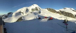 Archiv Foto Webcam Mountain Restaurant Mittelallalin 05:00