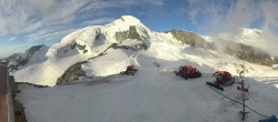 Archived image Webcam View Mountain Restaurant Mittelallalin 05:00