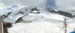 Archived image Webcam View Mountain Restaurant Mittelallalin 09:00