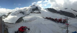 Archived image Webcam View Mountain Restaurant Mittelallalin 17:00