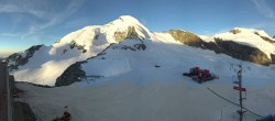Archiv Foto Webcam Mountain Restaurant Mittelallalin 05:00