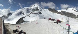 Archiv Foto Webcam Mountain Restaurant Mittelallalin 09:00