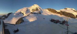Archiv Foto Webcam Mountain Restaurant Mittelallalin 05:00