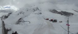 Archived image Webcam View Mountain Restaurant Mittelallalin 05:00