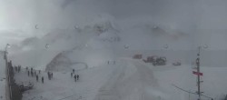 Archived image Webcam View Mountain Restaurant Mittelallalin 06:00