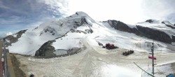 Archived image Webcam View Mountain Restaurant Mittelallalin 15:00