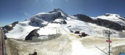 Archived image Webcam View Mountain Restaurant Mittelallalin 13:00