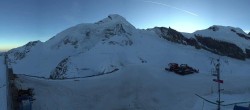 Archiv Foto Webcam Mountain Restaurant Mittelallalin 17:00