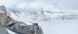 Archived image Panoramic webcam view at the Dachstein Glacier 13:00