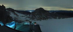 Archived image Panoramic webcam view at the Dachstein Glacier 03:00