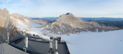 Archived image Panoramic webcam view at the Dachstein Glacier 07:00