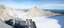 Archived image Panoramic webcam view at the Dachstein Glacier 09:00