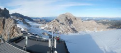 Archived image Panoramic webcam view at the Dachstein Glacier 13:00