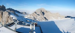 Archived image Panoramic webcam view at the Dachstein Glacier 08:00