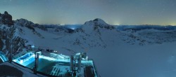 Archived image Panoramic webcam view at the Dachstein Glacier 01:00