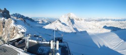 Archived image Panoramic webcam view at the Dachstein Glacier 13:00