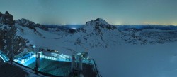 Archived image Panoramic webcam view at the Dachstein Glacier 23:00