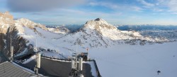 Archived image Panoramic webcam view at the Dachstein Glacier 07:00