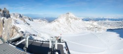 Archived image Panoramic webcam view at the Dachstein Glacier 11:00