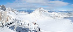 Archiv Foto Webcam Dachstein Gletscher: Panoramablick von der Bergstation 11:00