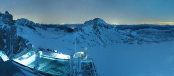 Archiv Foto Webcam Dachstein Gletscher: Panoramablick von der Bergstation 23:00