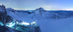 Archiv Foto Webcam Dachstein Gletscher: Panoramablick von der Bergstation 05:00