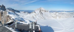 Archiv Foto Webcam Dachstein Gletscher: Panoramablick von der Bergstation 13:00