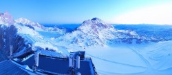 Archiv Foto Webcam Dachstein Gletscher: Panoramablick von der Bergstation 05:00