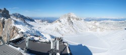 Archiv Foto Webcam Dachstein Gletscher: Panoramablick von der Bergstation 13:00