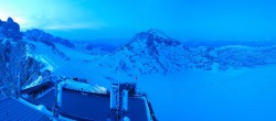 Archiv Foto Webcam Dachstein Gletscher: Panoramablick von der Bergstation 17:00