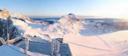 Archiv Foto Webcam Dachstein Gletscher: Panoramablick von der Bergstation 05:00