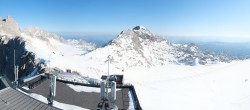 Archiv Foto Webcam Dachstein Gletscher: Panoramablick von der Bergstation 07:00