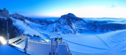 Archiv Foto Webcam Dachstein Gletscher: Panoramablick von der Bergstation 03:00