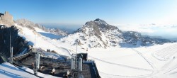 Archived image Panoramic webcam view at the Dachstein Glacier 06:00