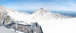 Archiv Foto Webcam Dachstein Gletscher: Panoramablick von der Bergstation 09:00