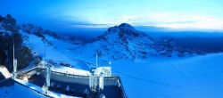 Archiv Foto Webcam Dachstein Gletscher: Panoramablick von der Bergstation 03:00