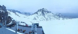 Archiv Foto Webcam Dachstein Gletscher: Panoramablick von der Bergstation 05:00