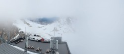 Archiv Foto Webcam Dachstein Gletscher: Panoramablick von der Bergstation 17:00